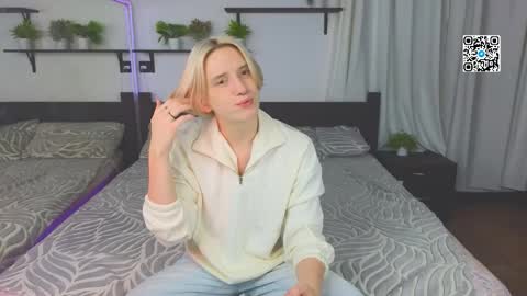 Snapshot of ron_vilsx chatting on 11/11/25, 04:40 ron vilsx online show from 11/11/25, 04:40