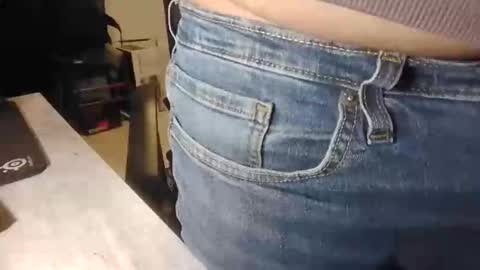 Inta 6ronal9 online show from 12/15/25, 12:04