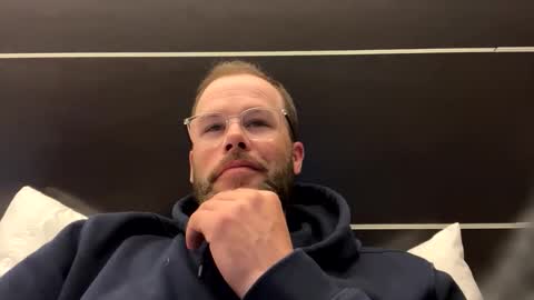 ronald2774 online show from 04/19/26, 03:28