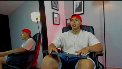 RonnieCanford online show from 03/22/26, 04:54