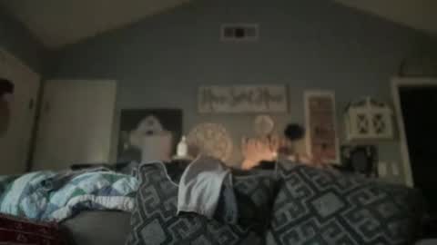 Snapshot of ronnyvzla2 chatting on 12/05/24, 09:06 Ronny Smokey online show from 12/05/24, 09:06