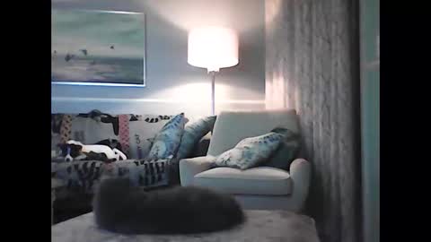 ronvlv online show from 10/08/25, 03:04