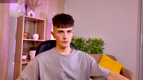 Snapshot of rony_winston chatting on 02/07/26, 07:17 Rony online show from 02/07/26, 07:17