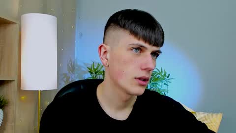 Rony online show from 03/11/26, 07:42