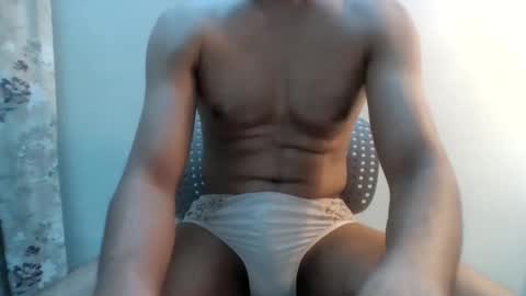 Snapshot of ronyj87 chatting on 10/26/25, 07:36 Rony online show from 10/26/25, 07:36