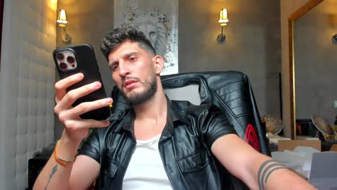 onlyfans-   online show from 01/15/25, 01:56