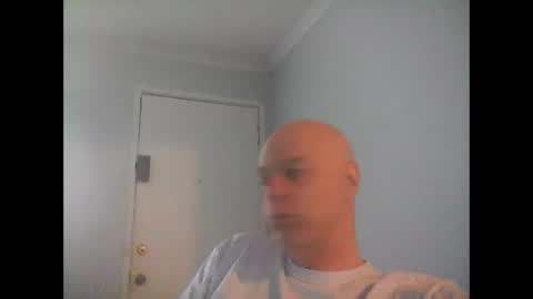 Snapshot of rooboy55 chatting on 05/17/26, 03:15 rooboy55 online show from 05/17/26, 03:15