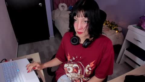 Twelve 3 Inst Twelve 312002 Twitter Room312 2002 online show from 12/12/24, 10:09