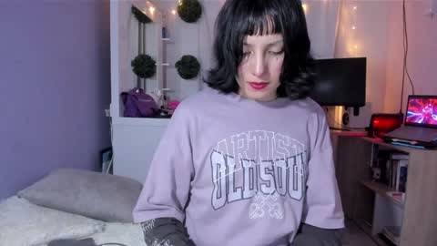 Twelve 3 Inst Twelve 312002 Twitter Room312 2002 online show from 12/24/24, 03:05