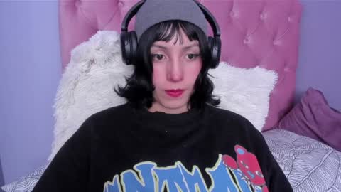 Twelve 3 Inst Twelve 312002 Twitter Room312 2002 online show from 12/24/24, 04:30