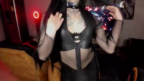 herreraisa offical online show from 03/21/26, 07:24