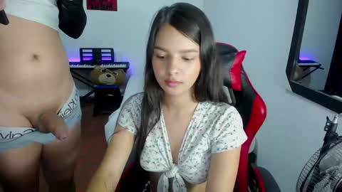 Snapshot of room_kitty chatting on 10/31/25, 03:24  MIA AND PAUL online show from 10/31/25, 03:24