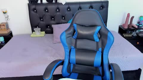    online show from 02/04/26, 09:42