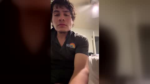 Snapshot of roro34105998 chatting on 04/07/26, 05:52 roro34105998 online show from 04/07/26, 05:52