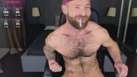 Snapshot of roryreed chatting on 01/05/25, 12:31 Rory Reed online show from 01/05/25, 12:31