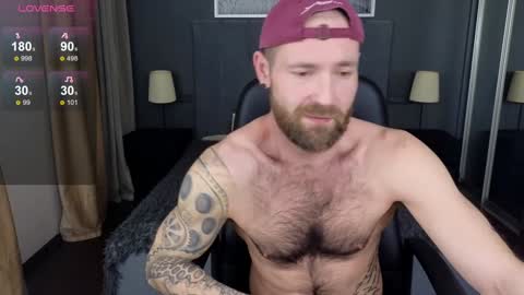 Snapshot of roryreed chatting on 01/28/25, 12:11 Rory Reed online show from 01/28/25, 12:11