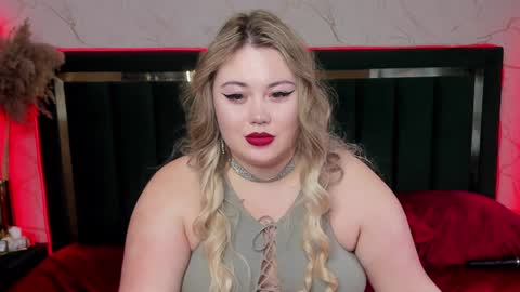 Chloe online show from 01/29/25, 07:15