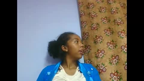 Snapshot of rosah225127 chatting on 05/01/26, 05:17 rosah225127 online show from 05/01/26, 05:17