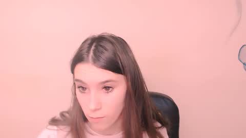 Rose online show from 11/26/25, 08:26