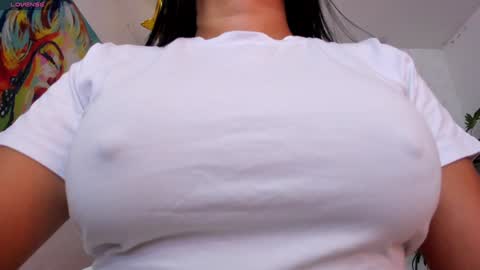 ROSALIA insta rosalia 10hoot online show from 12/27/24, 07:14