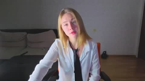 rosalina online show from 01/09/26, 07:11