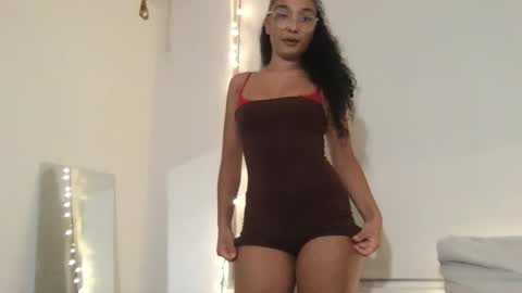 Snapshot of rosalinatoosexy chatting on 09/12/25, 04:56 Rosalina online show from 09/12/25, 04:56