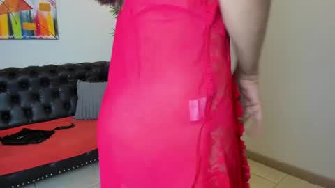 Snapshot of rosalinda_cortez chatting on 06/30/26, 12:17 Rosalinda online show from 06/30/26, 12:17