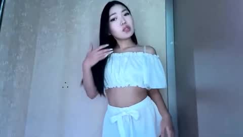 Kira online show from 02/27/26, 02:17