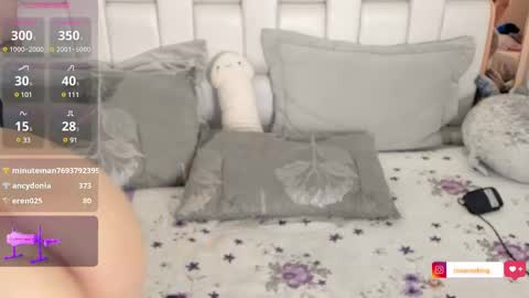 Snapshot of rosannaking chatting on 03/04/25, 02:17 Aleja online show from 03/04/25, 02:17