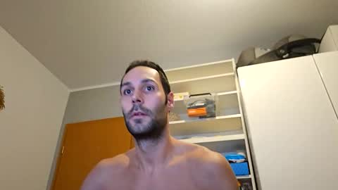 Snapshot of rosario30m chatting on 11/28/25, 03:36 rosario30m online show from 11/28/25, 03:36