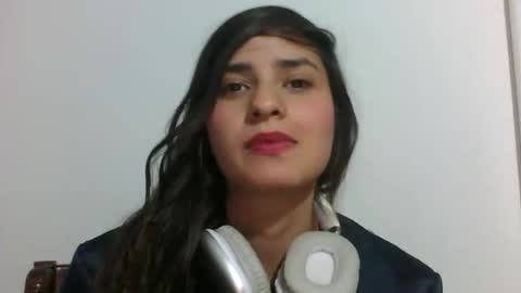 rosasvioletas online show from 11/11/25, 11:49