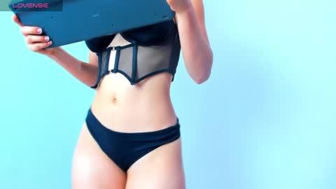 Snapshot of rose__cutee chatting on 02/10/25, 06:45 rose cutee online show from 02/10/25, 06:45