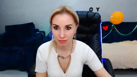 Snapshot of rose__shine chatting on 03/06/25, 10:30 rose  shine online show from 03/06/25, 10:30