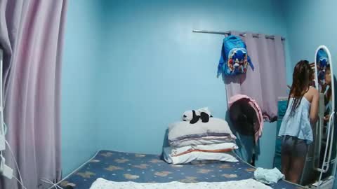 Snapshot of rose_angels chatting on 01/08/25, 01:53 Rose Angels online show from 01/08/25, 01:53