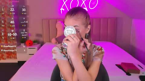 Snapshot of rose_dixon chatting on 11/12/25, 12:44 Kimberlly online show from 11/12/25, 12:44