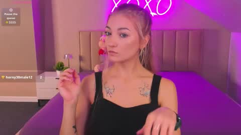 Snapshot of rose_dixon chatting on 11/20/25, 12:33 Kimberlly online show from 11/20/25, 12:33