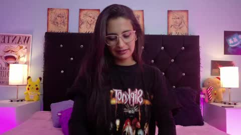 Rose online show from 05/13/26, 03:37