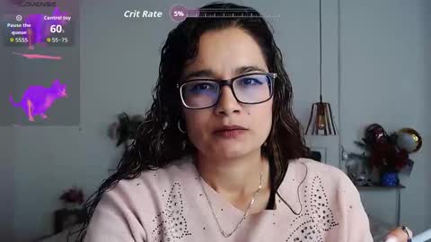Snapshot of rose_thompson1 chatting on 09/25/25, 01:48 Rose online show from 09/25/25, 01:48