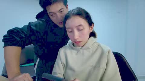 Snapshot of roseandviktor23 chatting on 11/24/25, 11:48 Rose Sins and Don Viktor online show from 11/24/25, 11:48