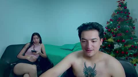 Snapshot of roseandviktor23 chatting on 12/20/25, 02:24 Rose Sins and Don Viktor online show from 12/20/25, 02:24