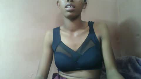 roseangela194819 online show from 07/14/26, 10:21