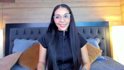 roseaurora online show from 04/06/26, 12:39