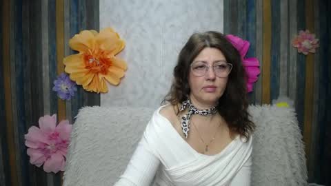 RoseHille online show from 04/19/26, 05:07
