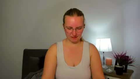 Rose online show from 04/28/26, 05:40