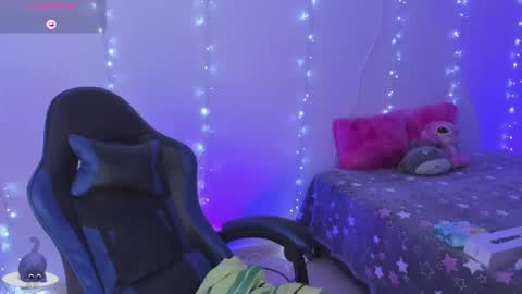 Rose online show from 04/23/26, 09:17