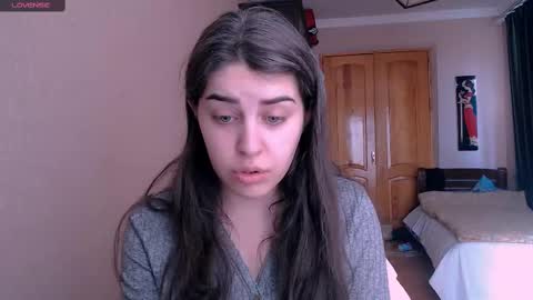 Rose online show from 12/23/24, 08:44