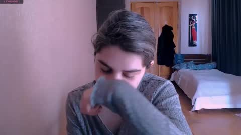 Rose online show from 03/05/25, 09:16