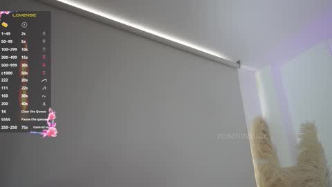 Lyla OF roselinedior online show from 11/06/25, 02:40