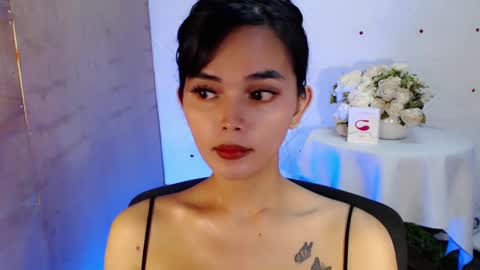 Snapshot of rosella_xx chatting on 02/27/25, 02:32 TONETH online show from 02/27/25, 02:32