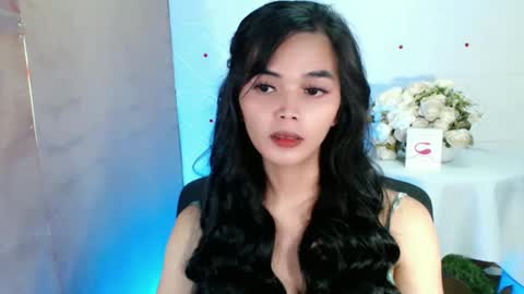 Snapshot of rosella_xx chatting on 02/28/25, 06:31 TONETH online show from 02/28/25, 06:31